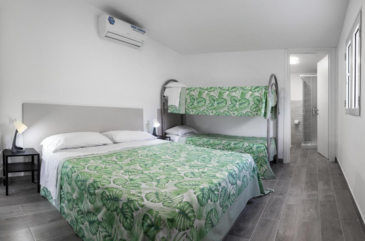 Villaggio Camping Poseidon - Bungalows & Rooms With Sea View In Nature Santa Caterina Dello Ionio Marina Exterior photo