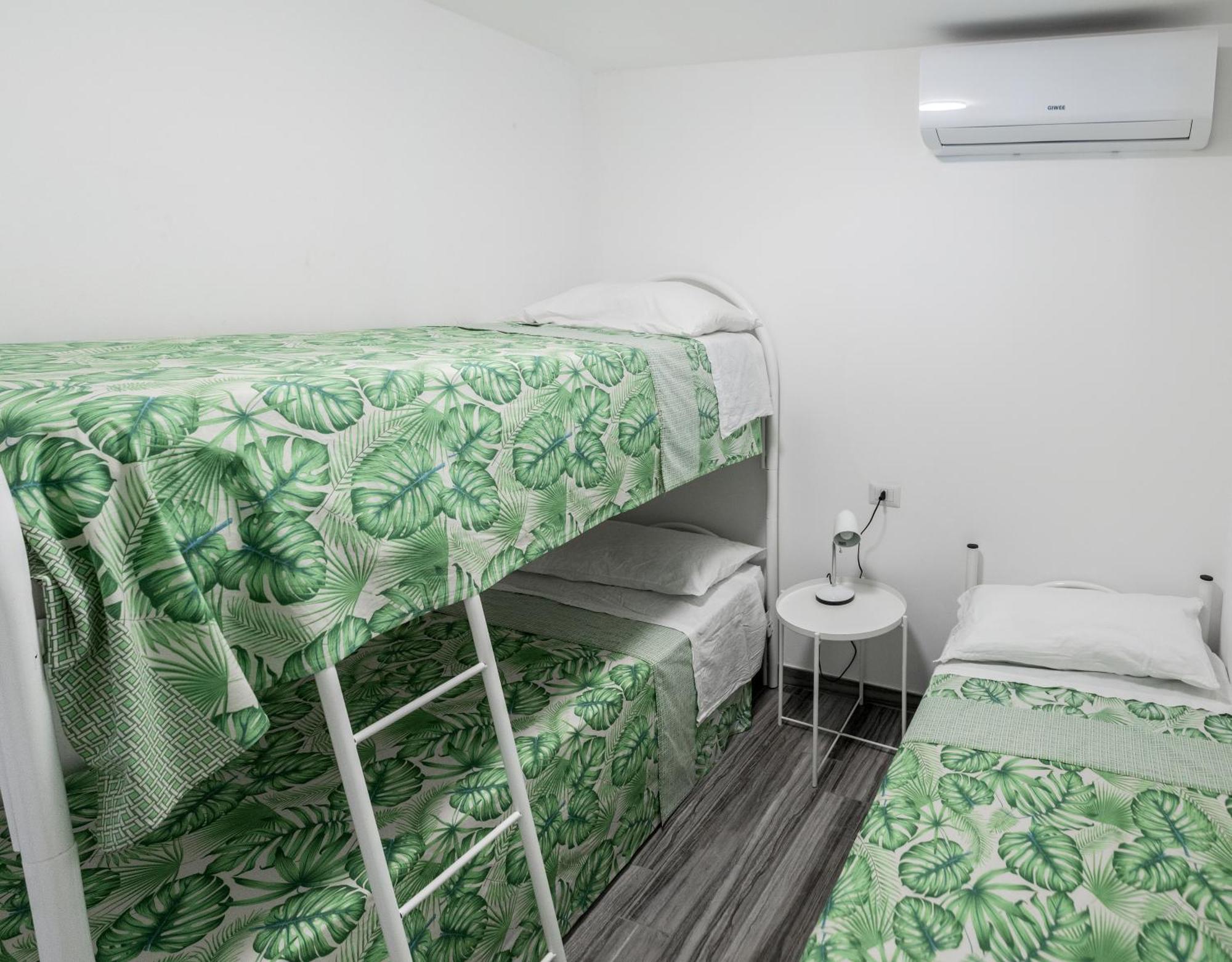 Villaggio Camping Poseidon - Bungalows & Rooms With Sea View In Nature Santa Caterina Dello Ionio Marina Exterior photo